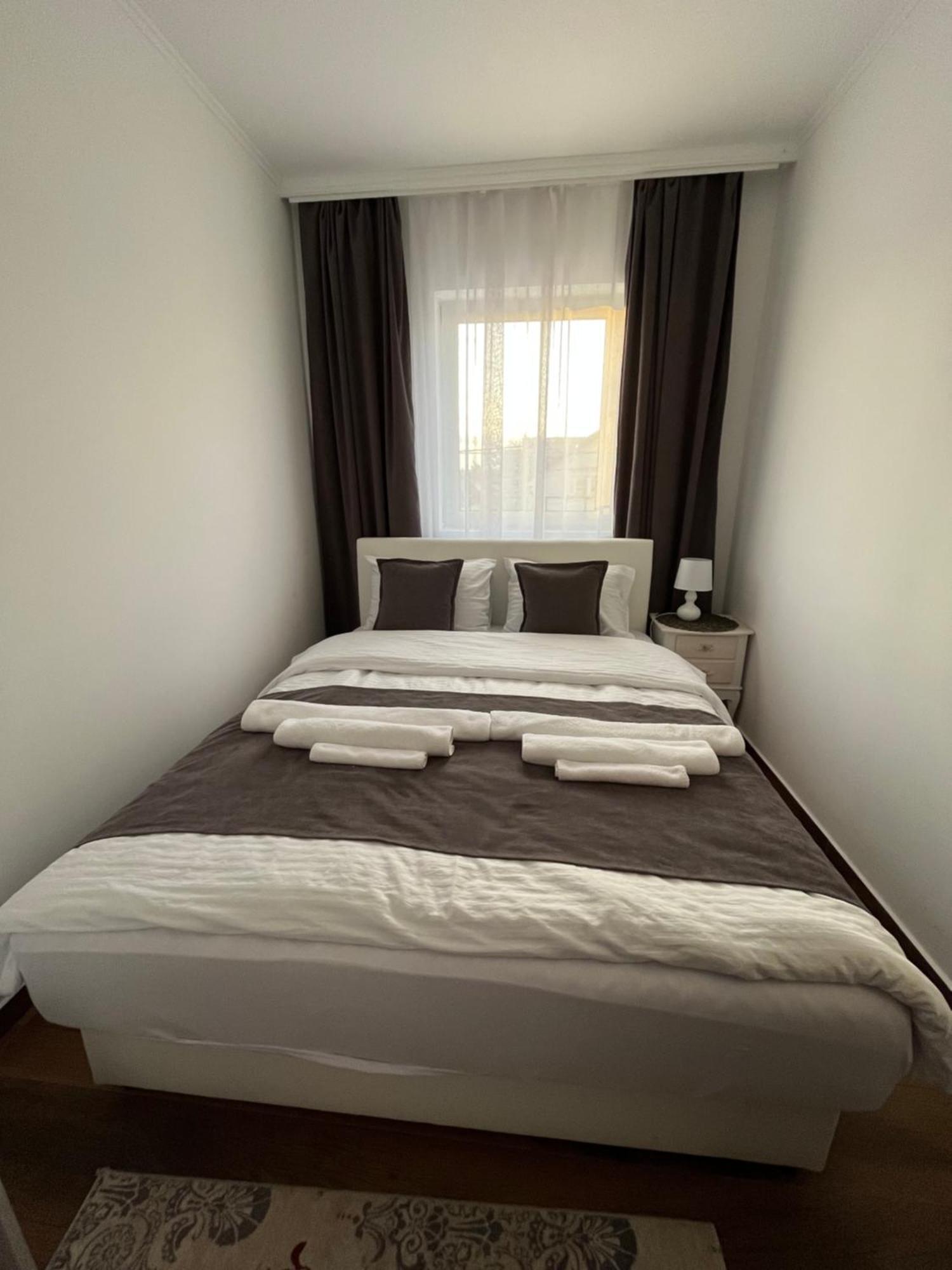 Airport Sky Apartments Lux 贝尔格莱德 外观 照片
